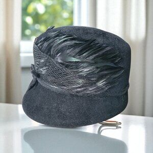 Peachbloom Women Black Velvet Hat Feathers Netting Italy